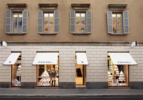 chanel via s.andrea milano|CHANEL Boutique in Milano .